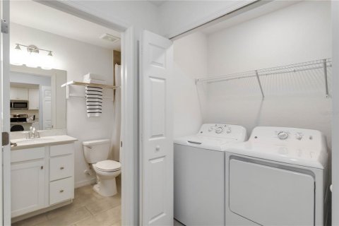 Condo in Bradenton, Florida, 2 bedrooms  № 1618284 - photo 11