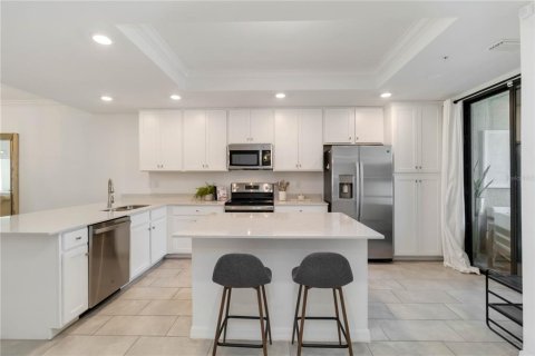 Condo in Bradenton, Florida, 2 bedrooms  № 1618284 - photo 17
