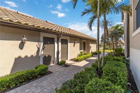 Condo in Bradenton, Florida, 2 bedrooms  № 1618284 - photo 21