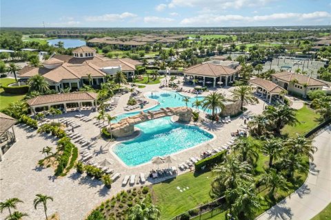 Condo in Bradenton, Florida, 2 bedrooms  № 1618284 - photo 27