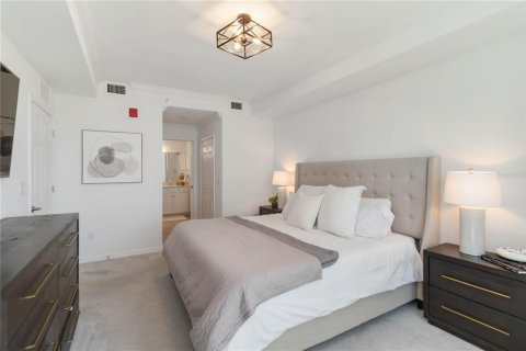 Condo in Bradenton, Florida, 2 bedrooms  № 1618284 - photo 18