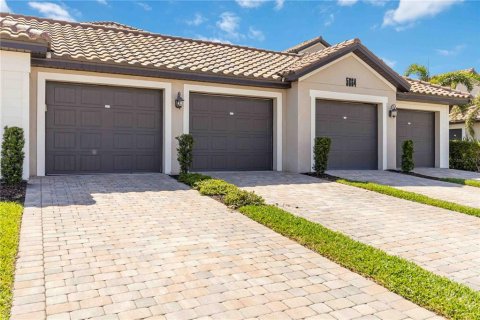Condo in Bradenton, Florida, 2 bedrooms  № 1618284 - photo 24