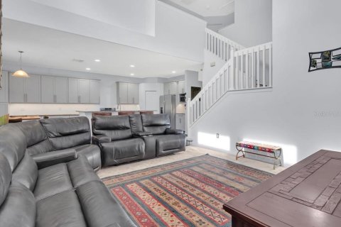 House in Riverview, Florida 5 bedrooms, 301 sq.m. № 1914340 - photo 25