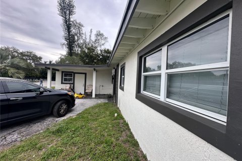 Купить виллу или дом в Дейви, Флорида 1 комната, 126.44м2, № 2009780 - фото 5