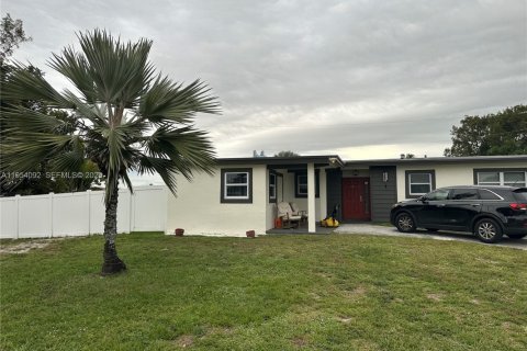 Дом в Дейви, Флорида 1 комната, 126.44м2 № 2009780