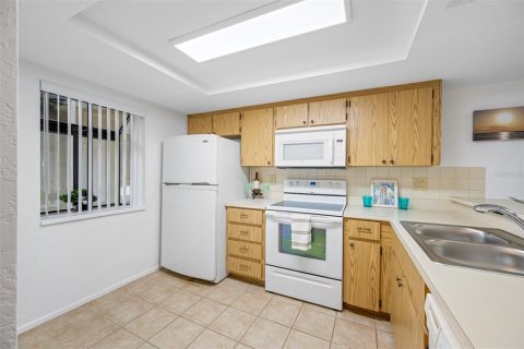 Condominio en venta en Largo, Florida, 2 dormitorios, 87.79 m2 № 2223620 - foto 7