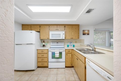 Condominio en venta en Largo, Florida, 2 dormitorios, 87.79 m2 № 2223620 - foto 8