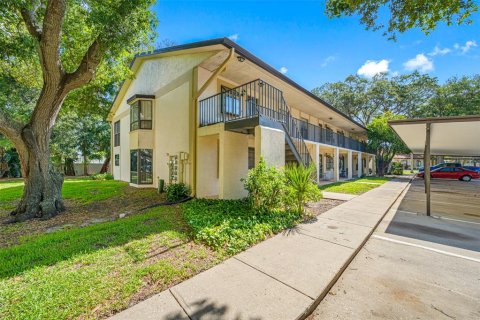 Condominio en venta en Largo, Florida, 2 dormitorios, 87.79 m2 № 2223620 - foto 2