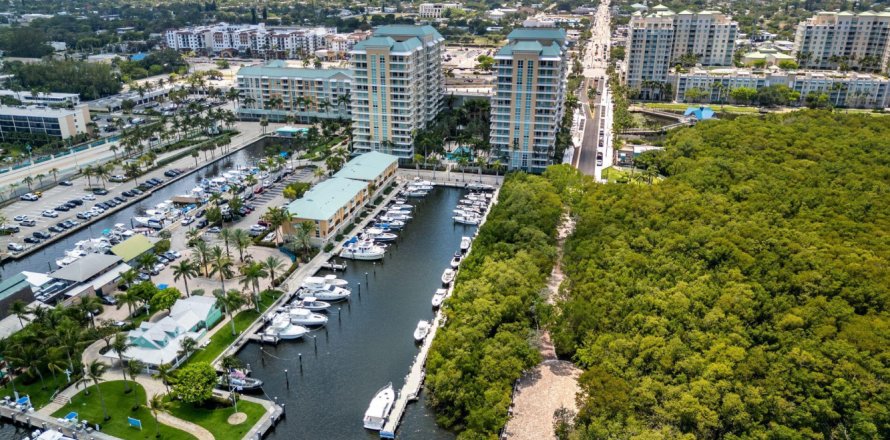 Condominio en Boynton Beach, Florida, 2 dormitorios  № 1208652