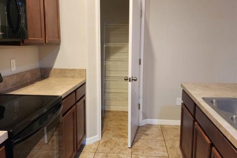 Villa ou maison à vendre à Orlando, Floride: 4 chambres, 188.31 m2 № 2212077 - photo 7