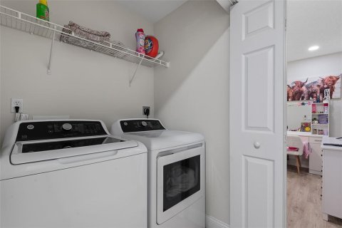 House in Palm Coast, Florida 4 bedrooms, 168.06 sq.m. № 2215645 - photo 26