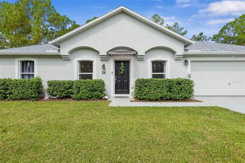 House in Palm Coast, Florida 4 bedrooms, 168.06 sq.m. № 2215645 - photo 2