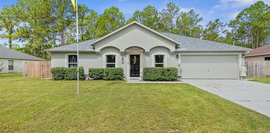 House in Palm Coast, Florida 4 bedrooms, 168.06 sq.m. № 2215645