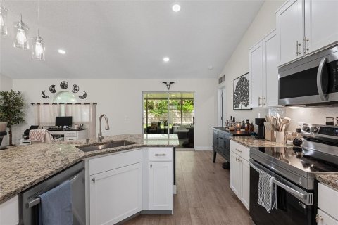 House in Palm Coast, Florida 4 bedrooms, 168.06 sq.m. № 2215645 - photo 14