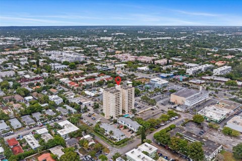 Condo in Fort Lauderdale, Florida, 2 bedrooms  № 2381807 - photo 21