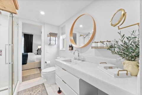 Condo in Fort Lauderdale, Florida, 2 bedrooms  № 2381807 - photo 11