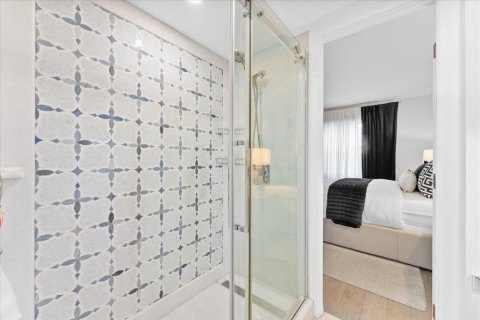 Condo in Fort Lauderdale, Florida, 2 bedrooms  № 2381807 - photo 10