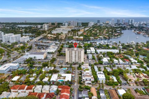 Condo in Fort Lauderdale, Florida, 2 bedrooms  № 2381807 - photo 18