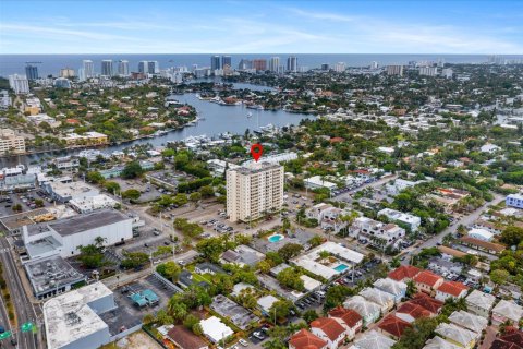 Condo in Fort Lauderdale, Florida, 2 bedrooms  № 2381807 - photo 19