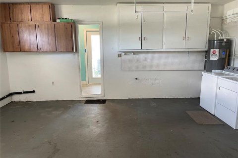 Casa en alquiler en Hollywood, Florida, 3 dormitorios, 141.3 m2 № 1207354 - foto 1