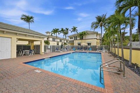 Touwnhouse à vendre à Lake Worth, Floride: 3 chambres, 155.89 m2 № 2186539 - photo 30