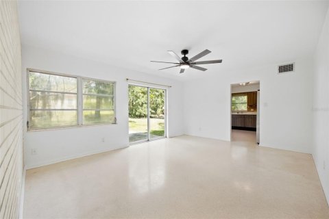 Villa ou maison à louer à Temple Terrace, Floride: 3 chambres, 124.95 m2 № 2431090 - photo 6