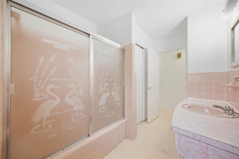 Villa ou maison à louer à Temple Terrace, Floride: 3 chambres, 124.95 m2 № 2431090 - photo 18
