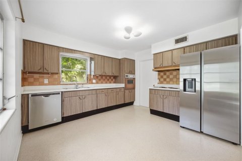 Villa ou maison à louer à Temple Terrace, Floride: 3 chambres, 124.95 m2 № 2431090 - photo 8