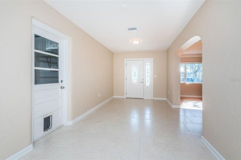 House in Saint Petersburg, Florida 3 bedrooms, 182.83 sq.m. № 1584703 - photo 20