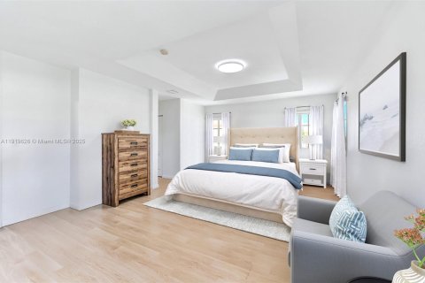 Casa en venta en Homestead, Florida, 5 dormitorios, 289.86 m2 № 1975688 - foto 19