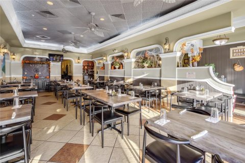 Commercial property in Miami, Florida № 1949768 - photo 3