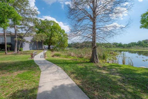 Condo in Tampa, Florida, 2 bedrooms  № 2142439 - photo 28