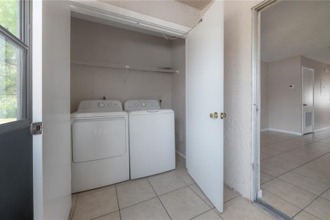 Condo in Tampa, Florida, 2 bedrooms  № 2142439 - photo 21