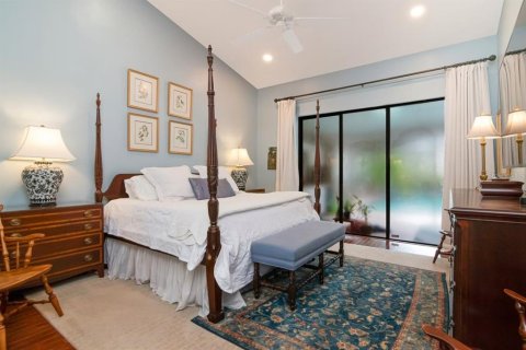 Casa en venta en Tampa, Florida, 5 dormitorios, 288.93 m2 № 2158017 - foto 21