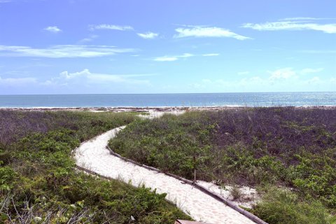 Condo in St. Lucie, Florida, 2 bedrooms  № 2250735 - photo 18