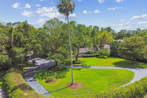 House in Odessa, Florida 4 bedrooms, 378.48 sq.m. № 1793480 - photo 4