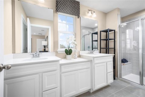 Townhouse in Lakewood Ranch, Florida 3 bedrooms, 155.52 sq.m. № 2147854 - photo 10