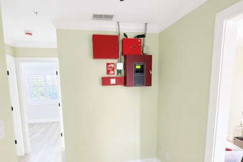 House in Stuart, Florida 4 bedrooms, 184.69 sq.m. № 2250029 - photo 23