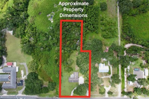 House in Plant City, Florida 4 bedrooms, 212 sq.m. № 2306198 - photo 9