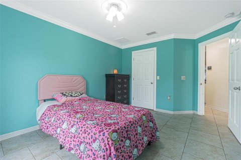 House in Spring Hill, Florida 4 bedrooms, 279.54 sq.m. № 1746597 - photo 28