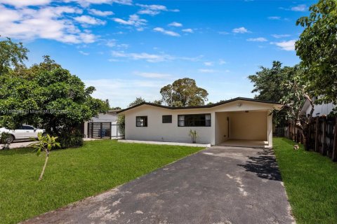 House in Fort Lauderdale, Florida 4 bedrooms, 140.38 sq.m. № 1891346 - photo 2