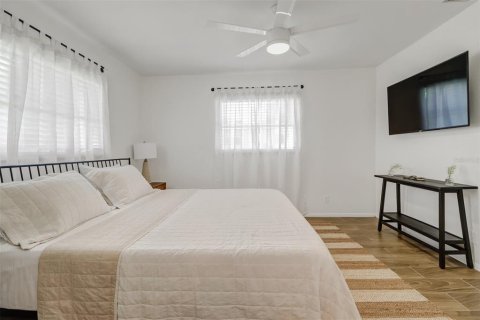 Casa en venta en North Fort Myers, Florida, 3 dormitorios, 115.76 m2 № 1898934 - foto 19