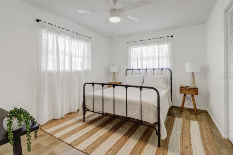 Casa en venta en North Fort Myers, Florida, 3 dormitorios, 115.76 m2 № 1898934 - foto 16