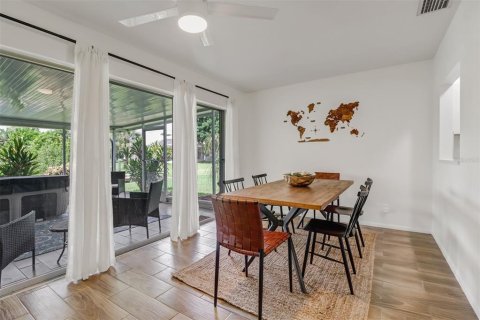 Casa en venta en North Fort Myers, Florida, 3 dormitorios, 115.76 m2 № 1898934 - foto 11