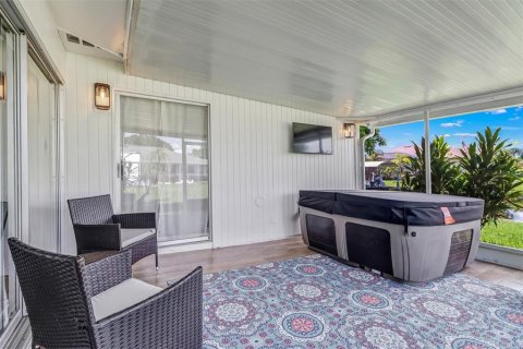 Casa en venta en North Fort Myers, Florida, 3 dormitorios, 115.76 m2 № 1898934 - foto 22