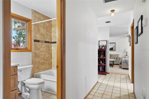 Casa en venta en Bradenton, Florida, 2 dormitorios, 135.08 m2 № 1856123 - foto 17