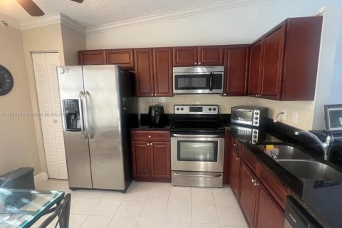 Villa ou maison à louer à Boca Raton, Floride: 2 chambres, 94.95 m2 № 1936225 - photo 6