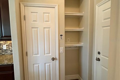 Adosado en alquiler en Winter Springs, Florida, 4 dormitorios, 154.78 m2 № 1913896 - foto 6