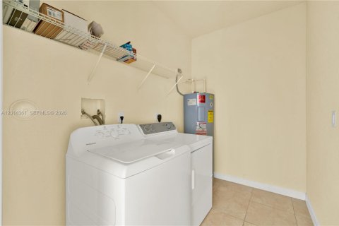 Villa ou maison à louer à Miami, Floride: 4 chambres, 213.02 m2 № 2076445 - photo 23