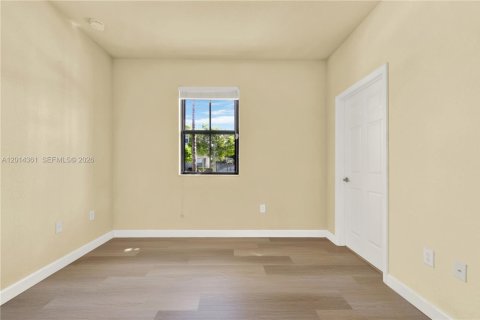 Villa ou maison à louer à Miami, Floride: 4 chambres, 213.02 m2 № 2076445 - photo 22
